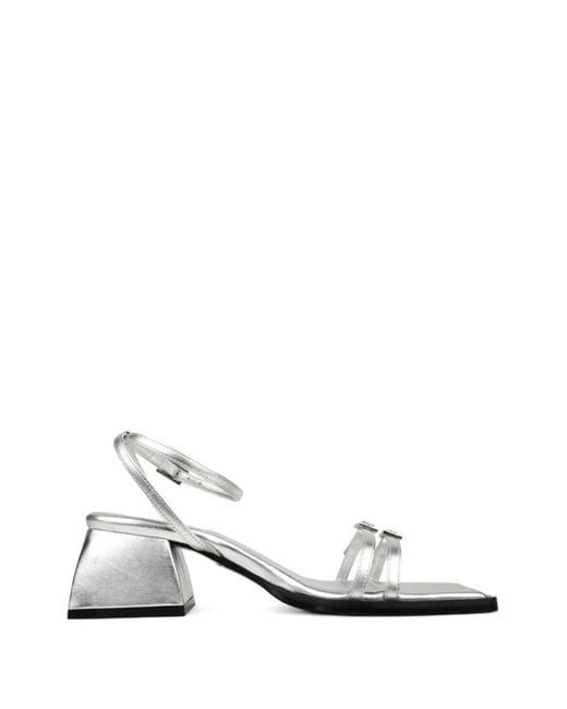NODALETO White Sandales À Détail De Boucle