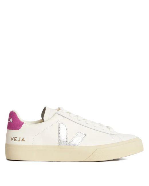 Veja White Sneakers mit Logo