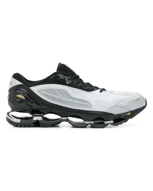 Mizuno Gray X Lamborghini Wave Tenjin 3 Running Shoes for men