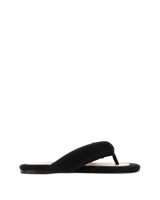 Carven Black Tongs En Satin