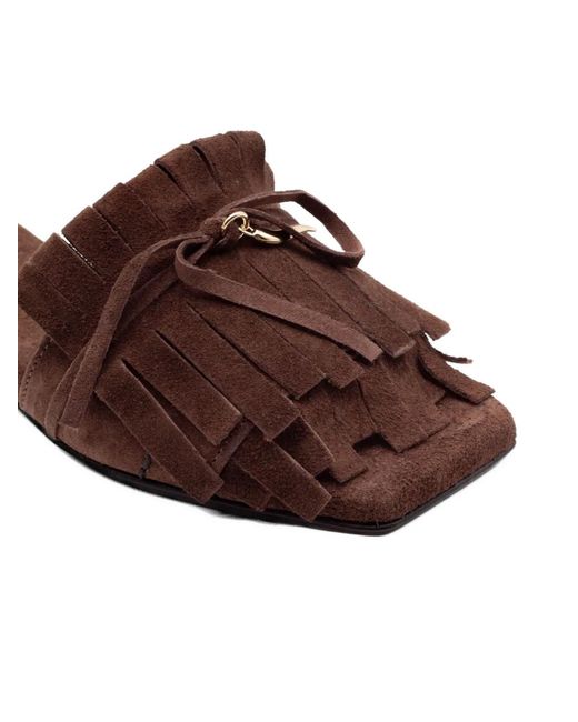 DONNARì Brown Fringed Square Toe Sandals
