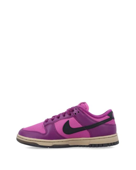 Baskets Dunk Nike en coloris Purple