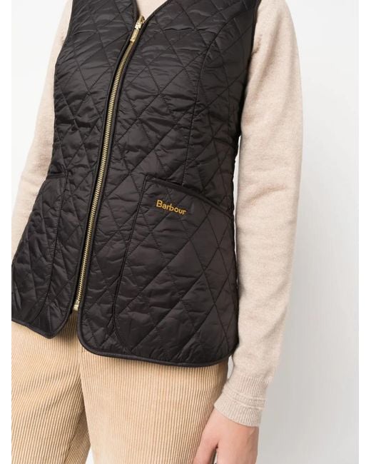 Chaleco acolchado con logo bordado Barbour de color Black