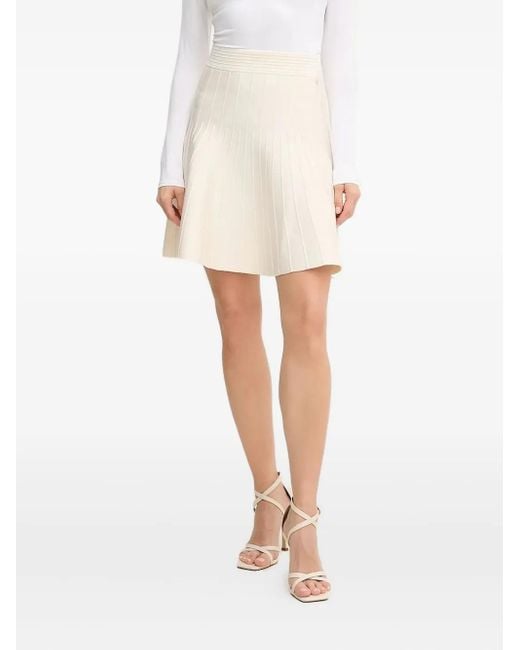 Minigonna Svasata A Coste di Guess in White