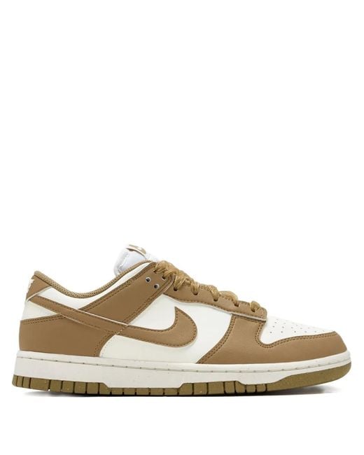 Baskets Dunk Low Nike en coloris White