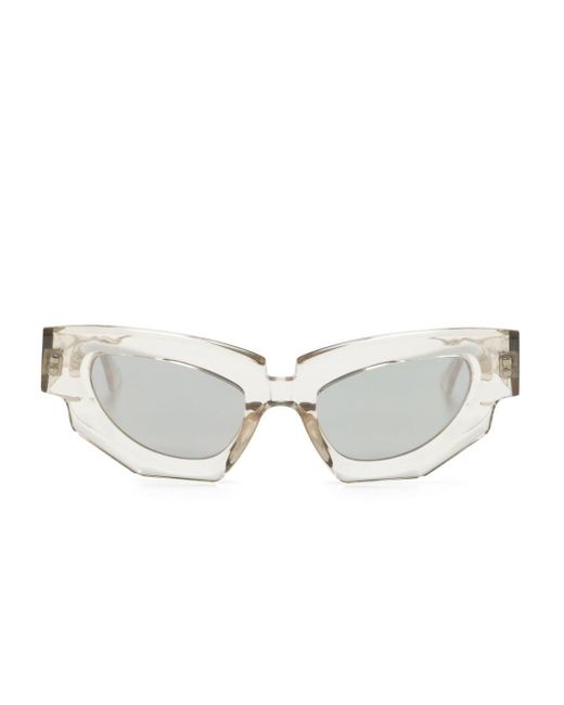 Gafas de sol F5 con montura cat eye Kuboraum de color Gray