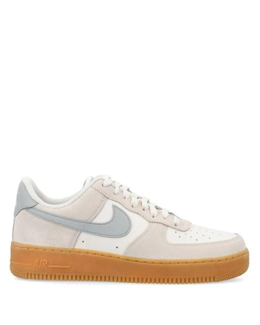 Nike Air Force 1 '07 Lv8 スニーカー White
