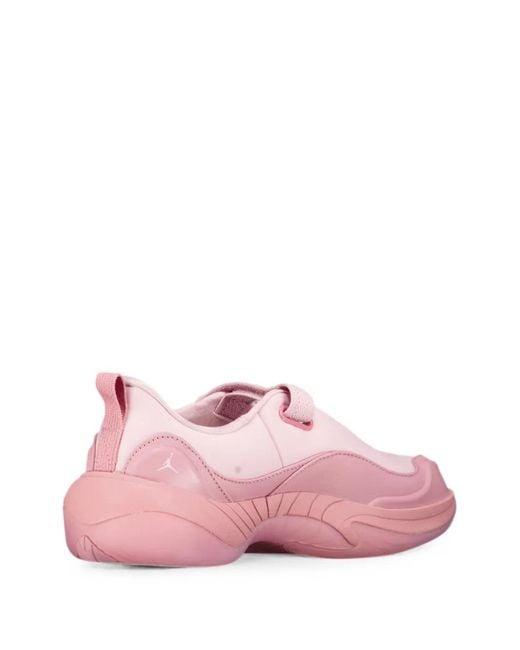 Nike Pink Pointe Chunky-Sole Touch-Strap Sneakers