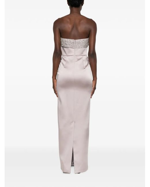 The New Arrivals Ilkyaz Ozel White Robe Longue À Ornements En Cristal Rhea
