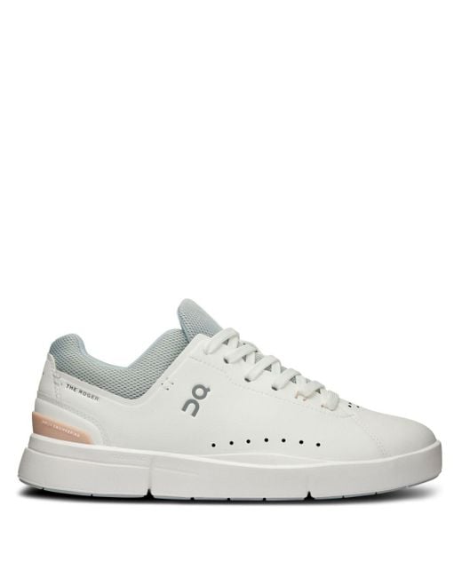 On Shoes White The Roger Advantage Sneakers
