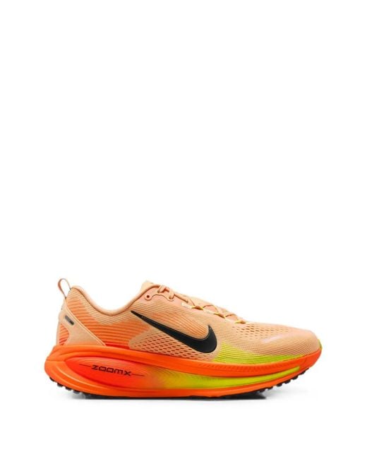 Nike Orange Baskets Vomero 18 for men