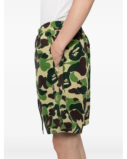 Bermudas con estampado gráfico A Bathing Ape de hombre de color Green