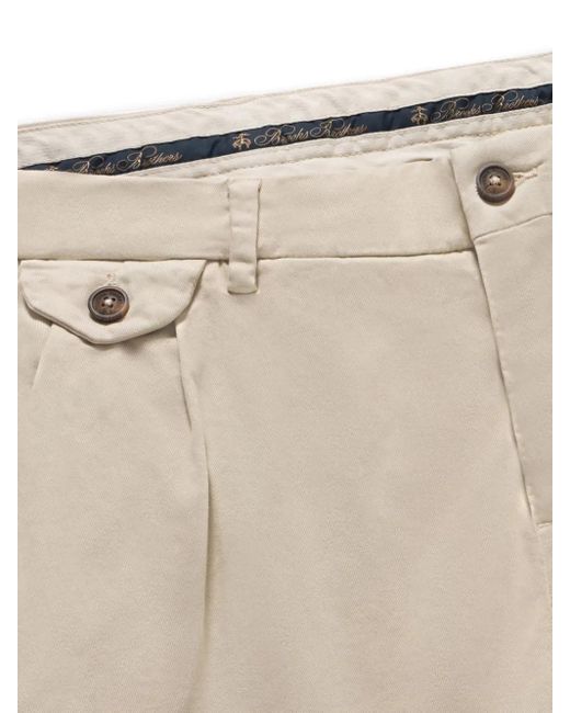 Brooks Brothers Chino Mit Faltendetail in Natural für Herren