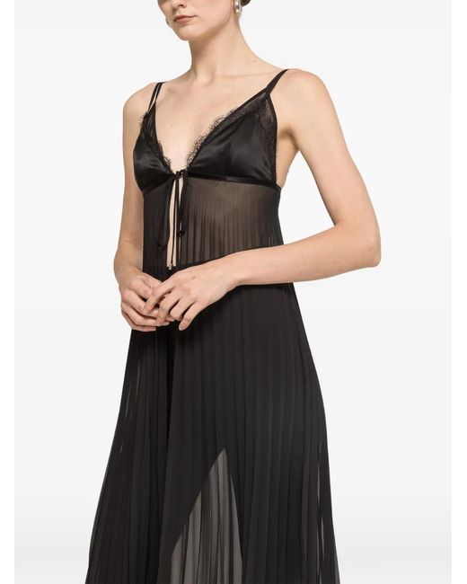 Nissa Black Pleated Long Top