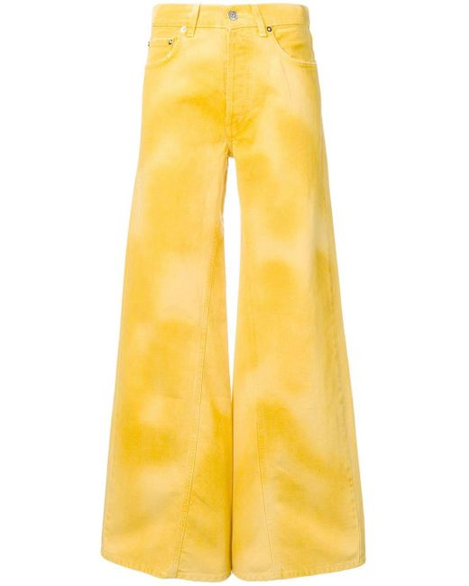 Ganni Flared Jeans in het Yellow