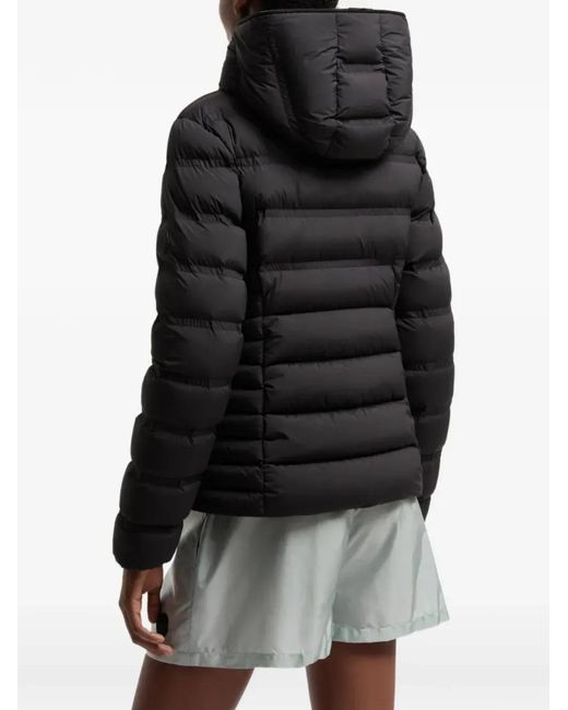 Moncler Jassen ,Zwart ,Stijlvolle Jas Voor Alle Gelegenheden in het Black