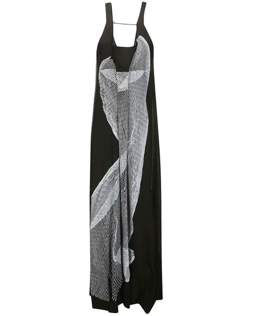 Victoria Beckham Contorted-net Sleeveless Maxi Dress in het Black