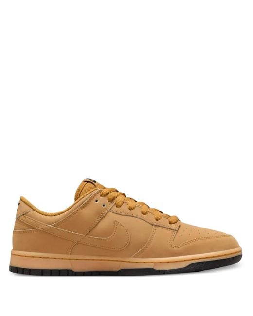 Nike Brown Dunk Low Retro Se Sneakers for men