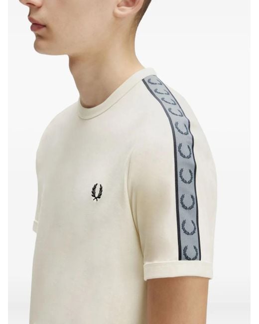 Fred Perry T-Shirt mit Logo-Streifen in White für Herren