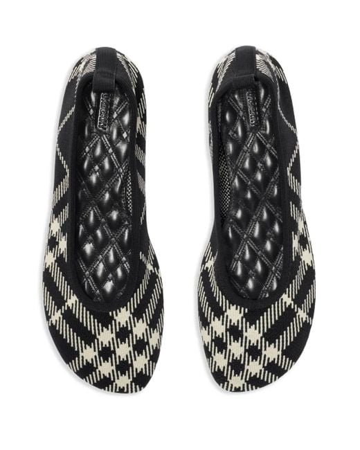 Burberry Black Flat Shoes