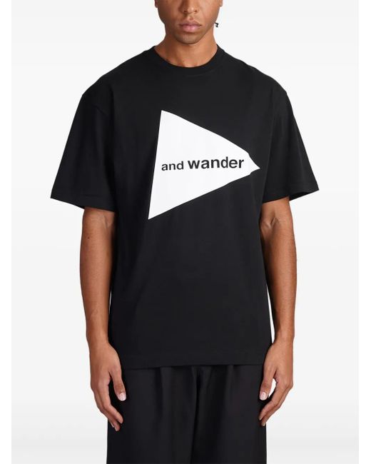 And Wander T-Shirt Met Logoprint in het Black