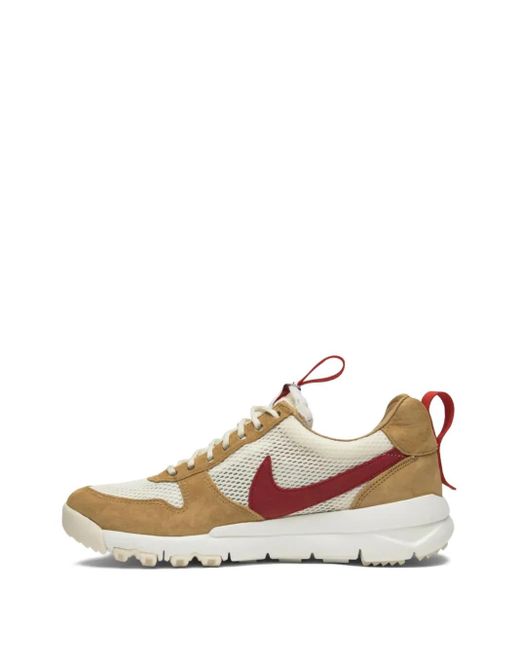 Nike X Tom Sachs Mars Yard 2.0 Sneakers in het Pink