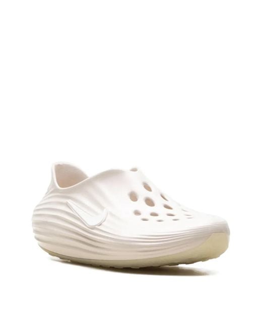 Nike White Baskets Reactx Rejuven8 À Perforations
