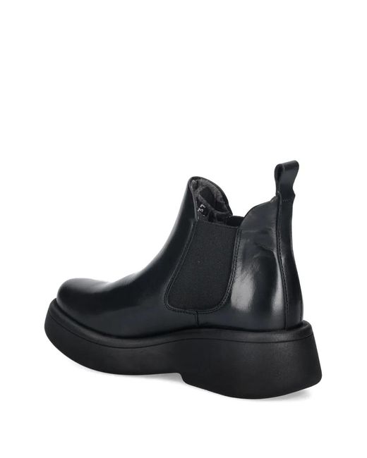 Fly London Black Logo-Detail Chelsea Boots