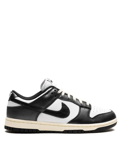 Nike Dunk Low Vintage panda Sneakers in Black