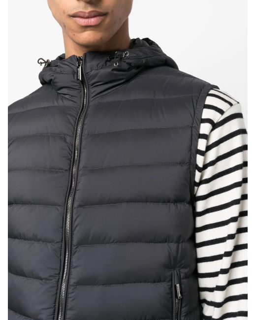 Moorer Black Zipped Hooded Gilet for men
