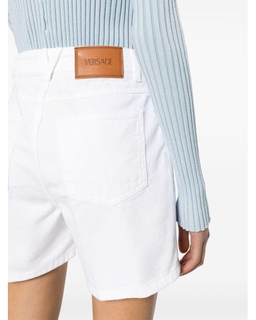 Versace White Gerade Jeans-Shorts mit hohem Bund