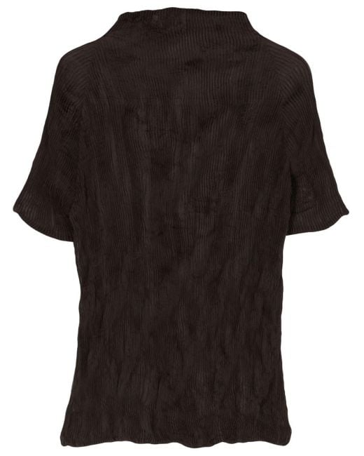 Blusa plisada con cuello falso Issey Miyake de color Black