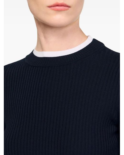 Camiseta con cuello redondo Sandro de color Black