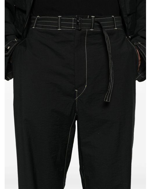 Pantalon ceinturé à coutures contrastantes Lemaire pour homme en coloris Black