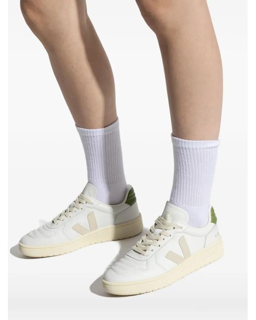 Baskets V-82 Ii À Logo Veja en coloris White