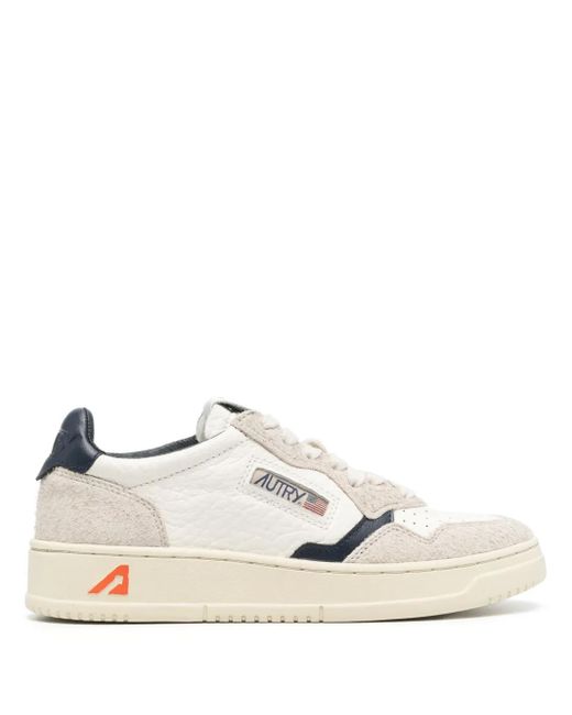 Autry Natural Medalist Low Wom Hair/Ele Wht/San