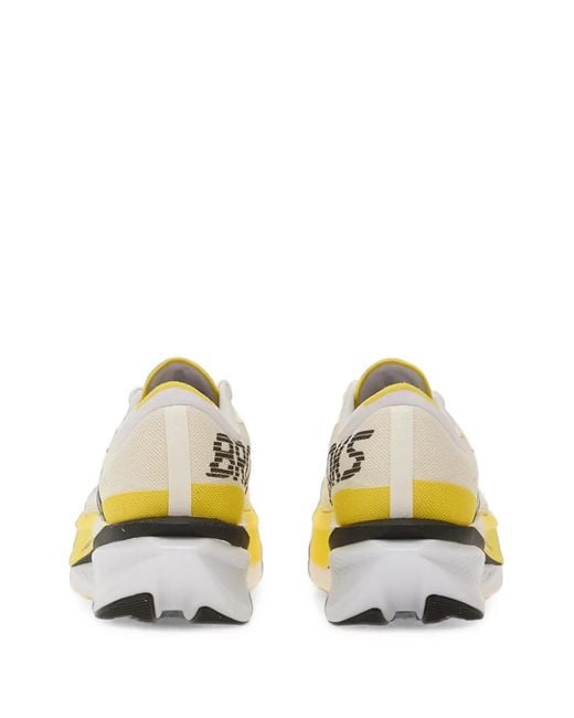 Brooks White Hyperion Max 4 Sneakers for men