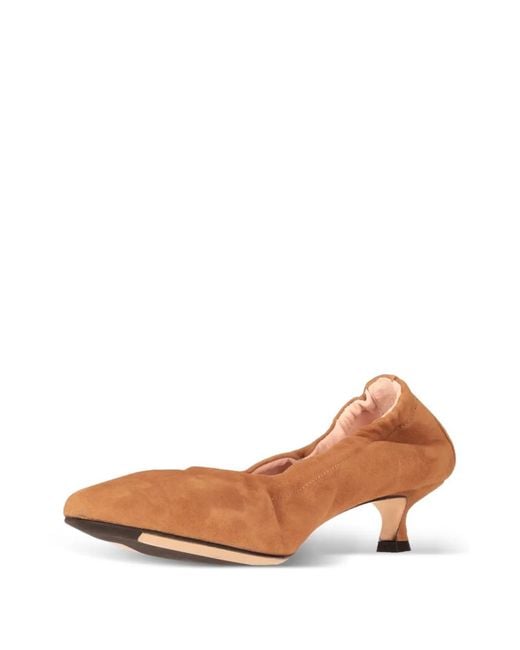 LA ROSE Brown Elasticated Pointed-Toe Pumps