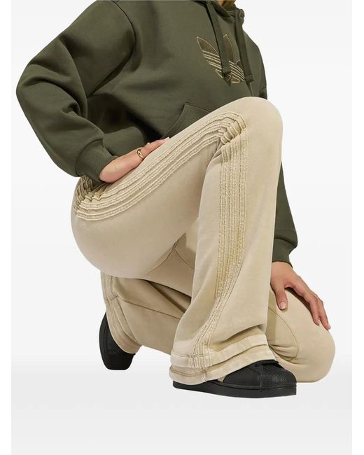Adidas Sst Bootcut Broek in het Natural