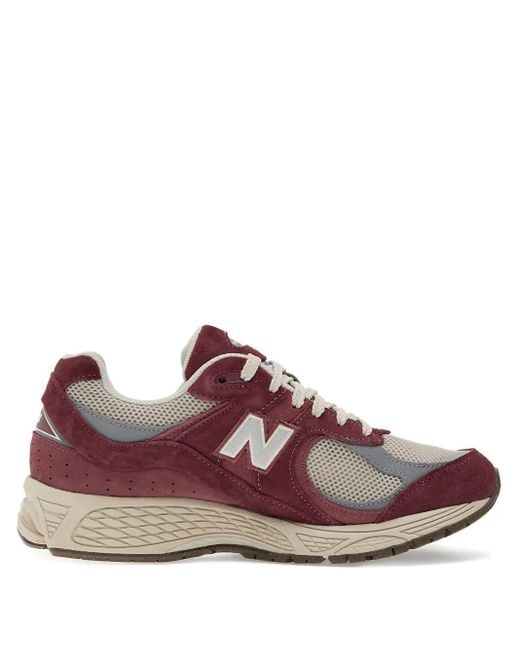 New Balance 2002R Suède Sneakers in het Brown