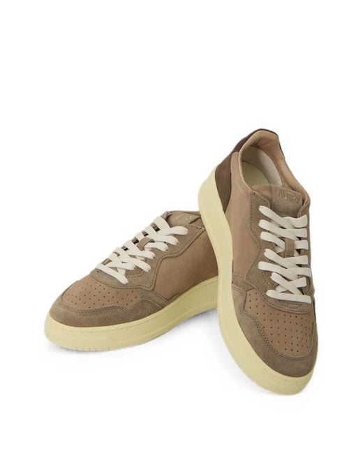 Autry Brown Medalist Low-Top Sneakers for men