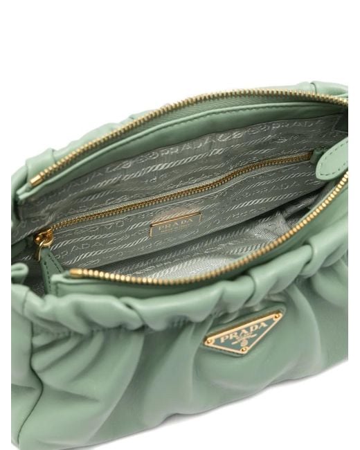 Bolso Shopper Con Logo Triangular Prada de color Green