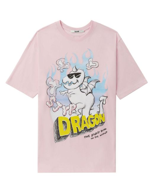T-shirt con stampa grafica di SJYP in Pink