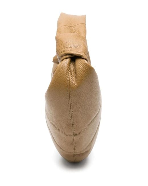 Bolso de hombro Croissant pequeño Lemaire de color Brown