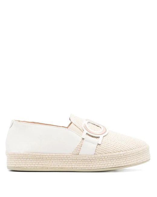 Mocasines con aplique del logo Casadei de color White