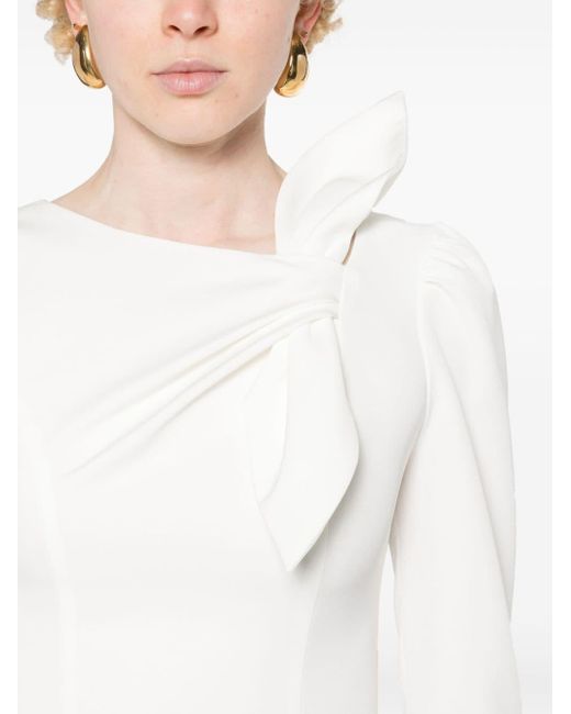 Robe en crêpe à détail de nœud Nissa en coloris White