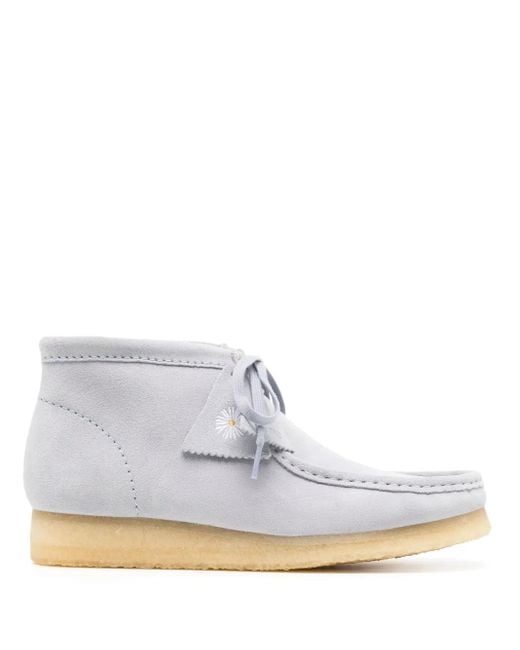 メンズ Clarks Wallabee スエードブーツ White