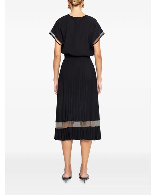 Nissa Black V-Neck Top