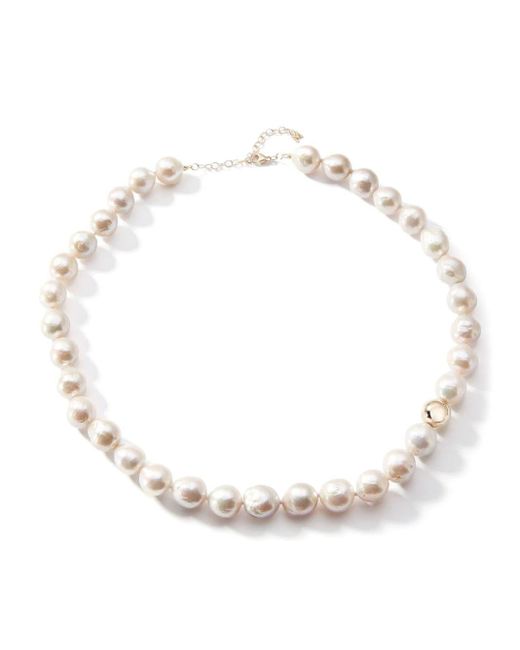 14kt yellow gold Baroque pearl necklace di Mateo in White