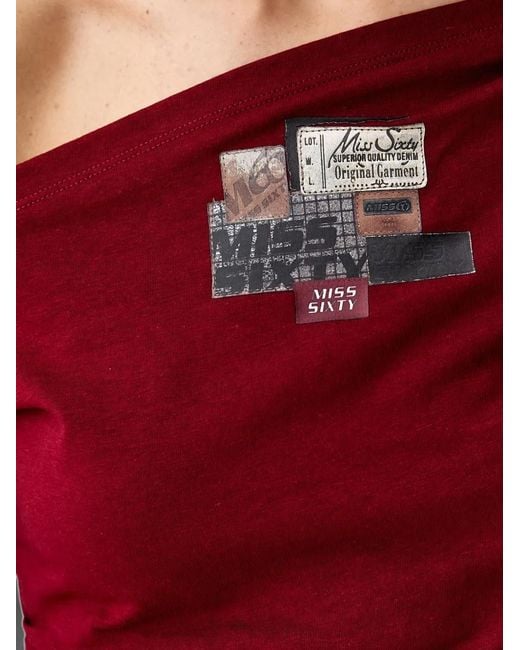 Miss Sixty Red Logo-Patch Off-Shoulder T-Shirt